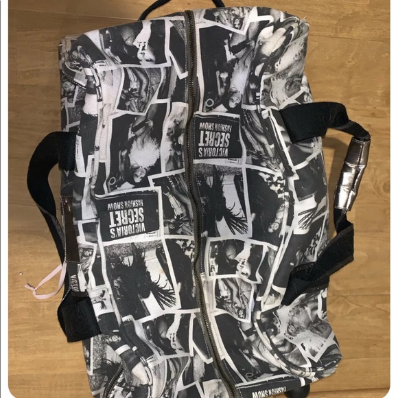 Rare HTF Collectible Supermodel Essential Fashion Show Wheelie Luggage Suitcase - Picture 13 of 13